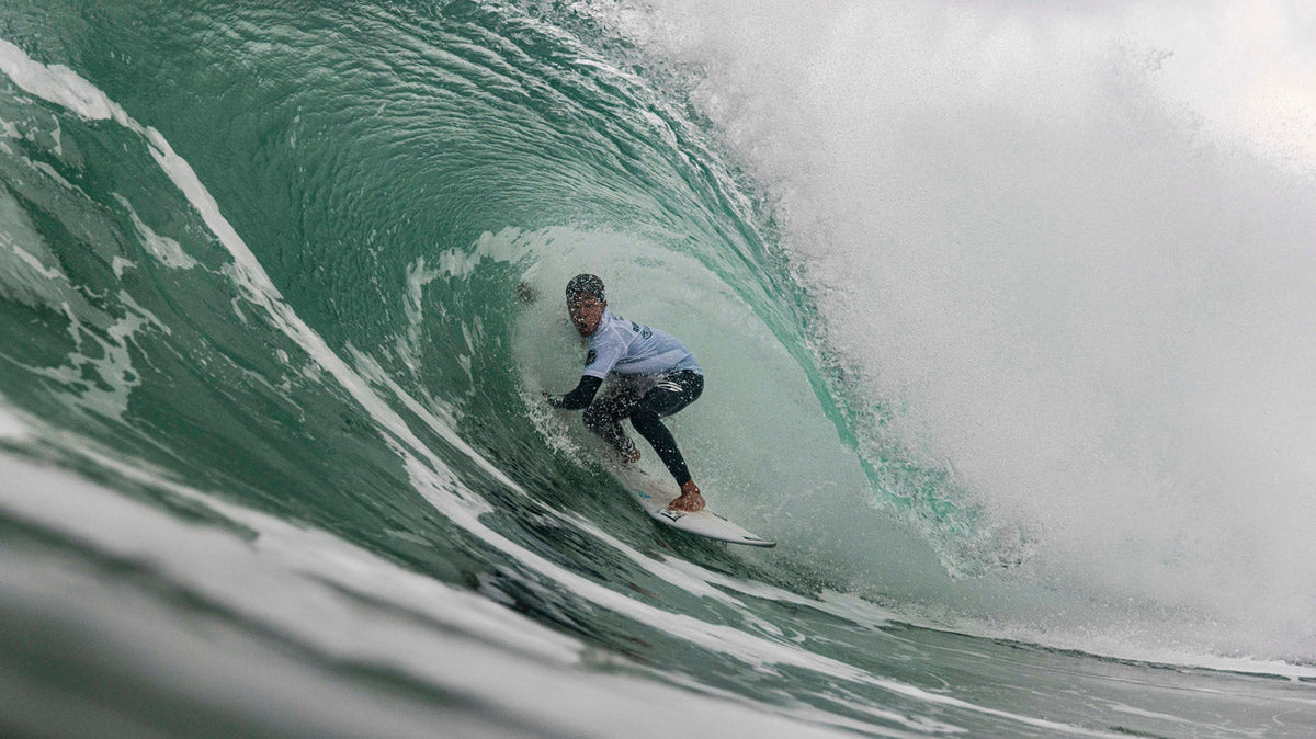 Grom getting barrelled 