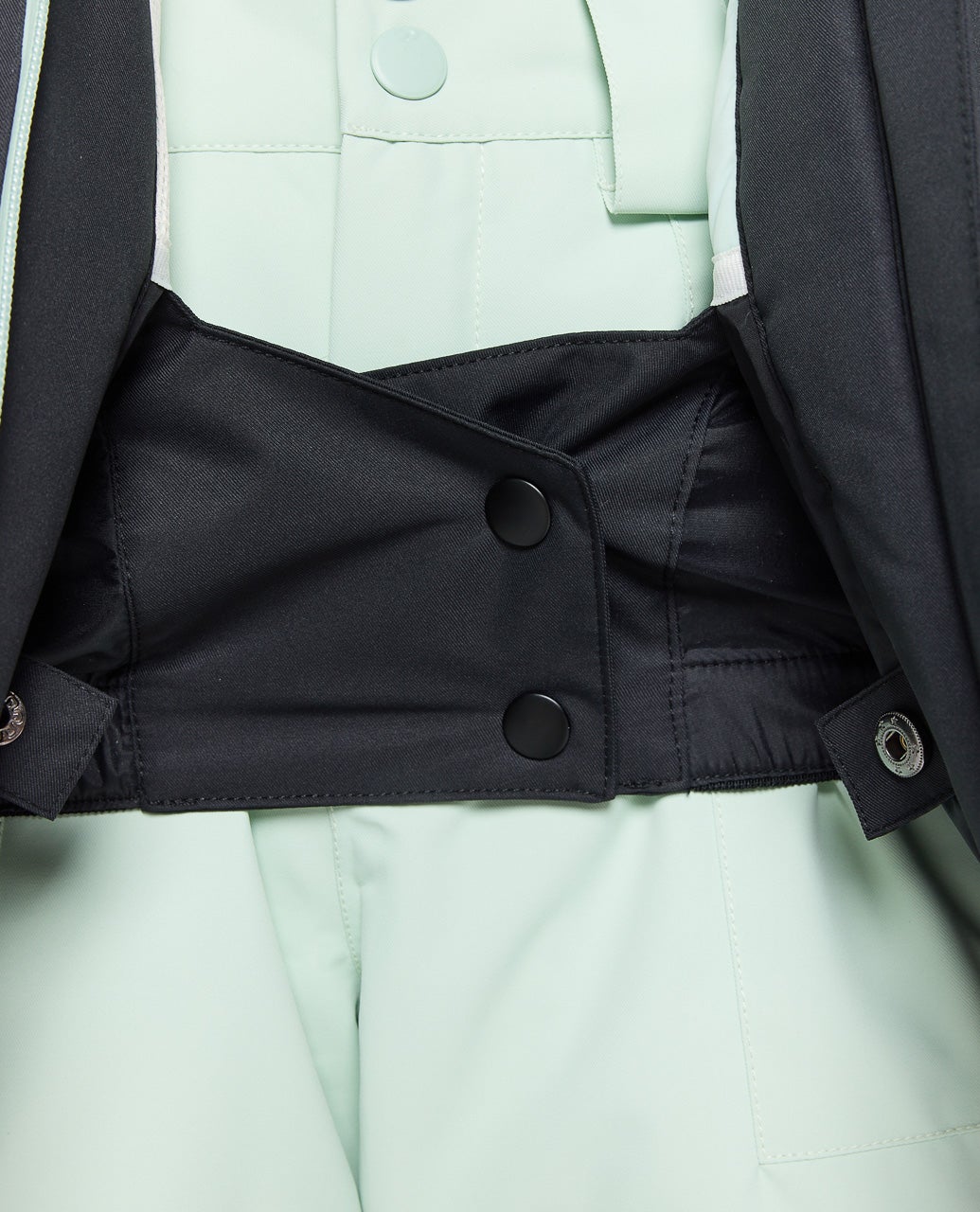 00EWOU_0090_8_1759106999000