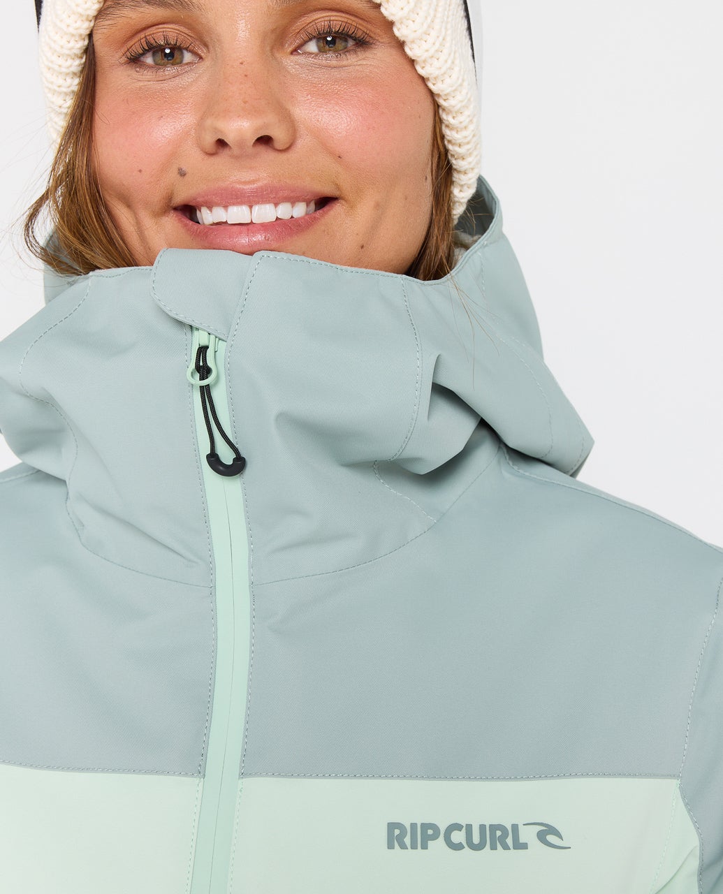 00FWOU_2383_6_1759107139000