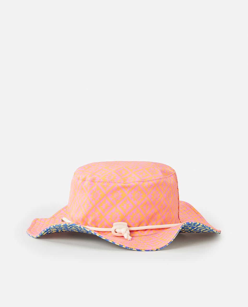 01AGHE_3382_3_1759110135000