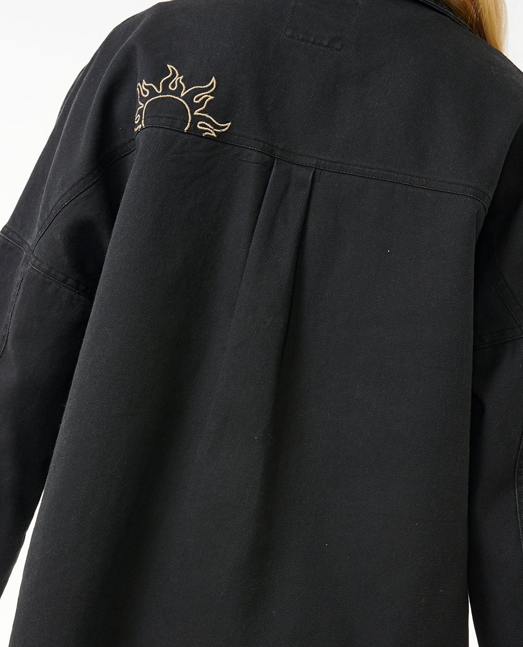 02AWJA_8264_5_1759113469000