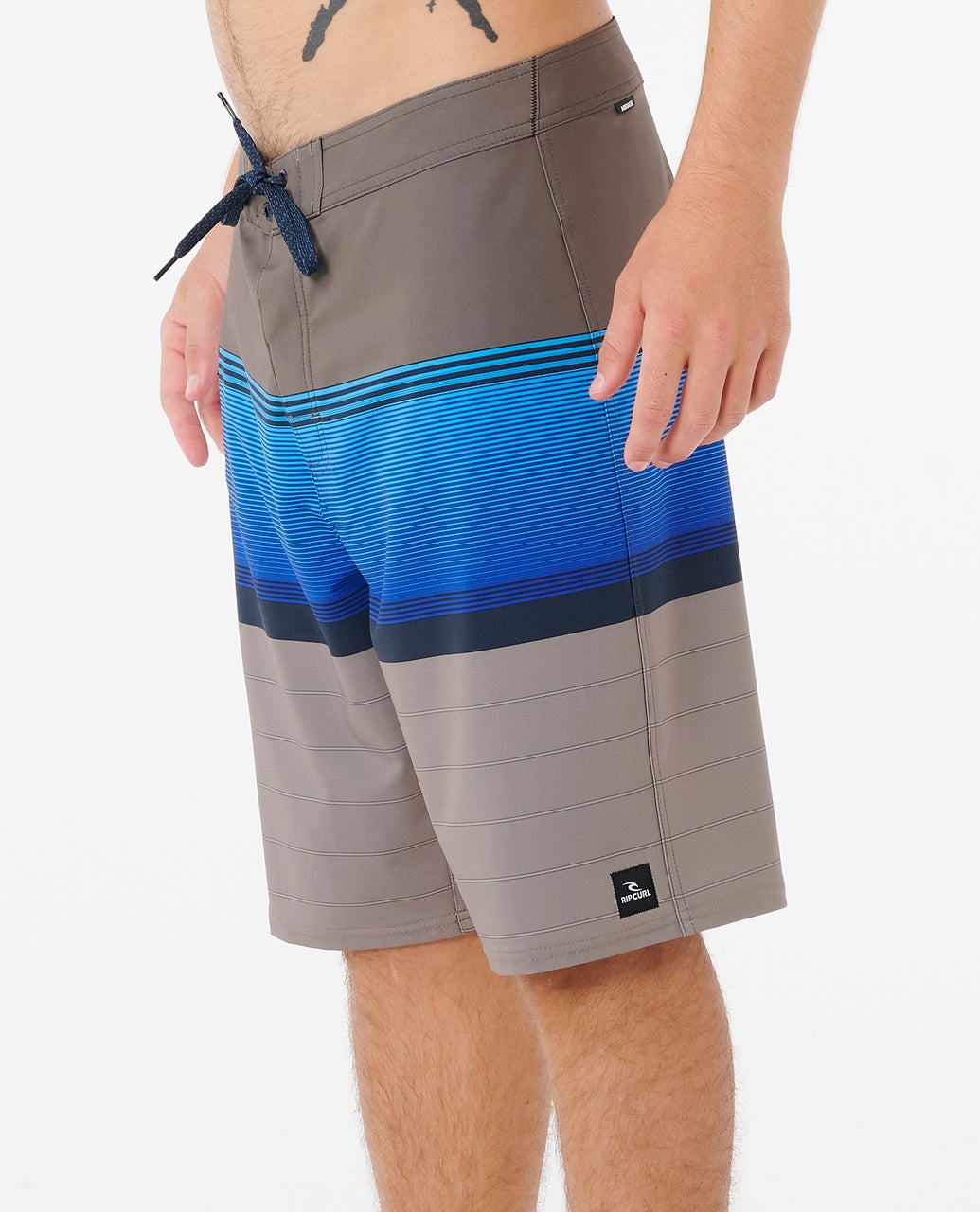 03HMBO_2363_2_1759723534000