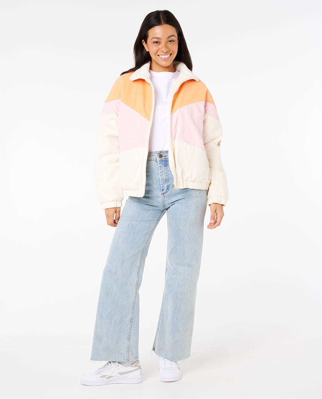 03LWJA_0003_4_1759117048000