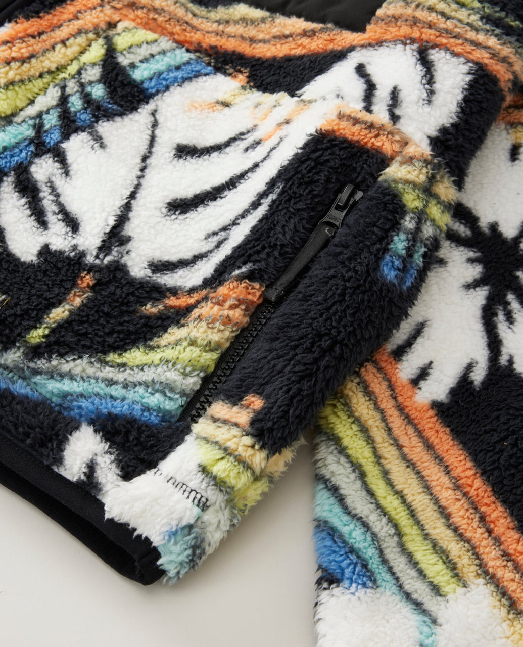 075WFL_3282_10_1759122679000