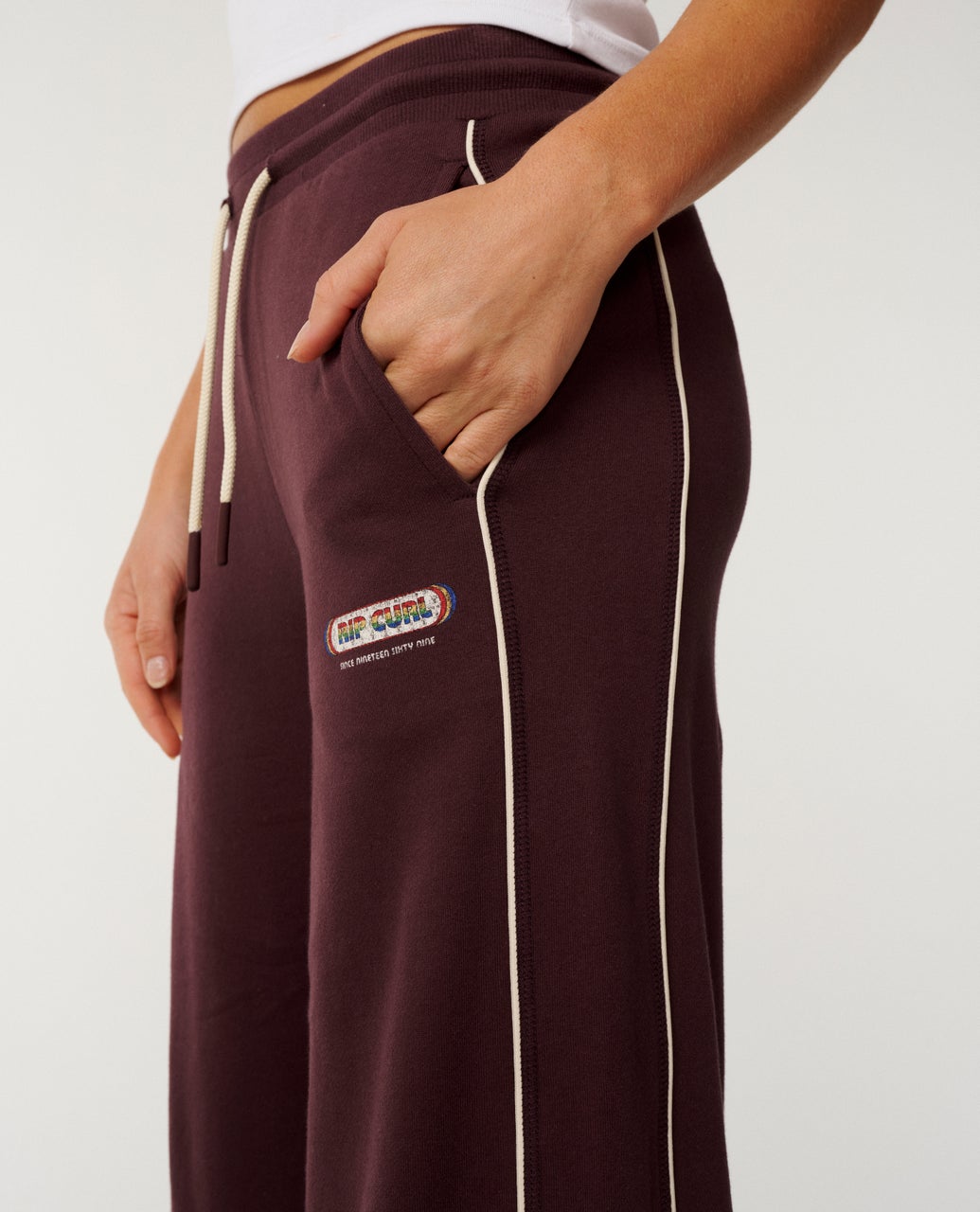 【最終値下】Latin Movement Wavy Track Pants Since 1969 Wide Leg Track Pant – Rip Curl