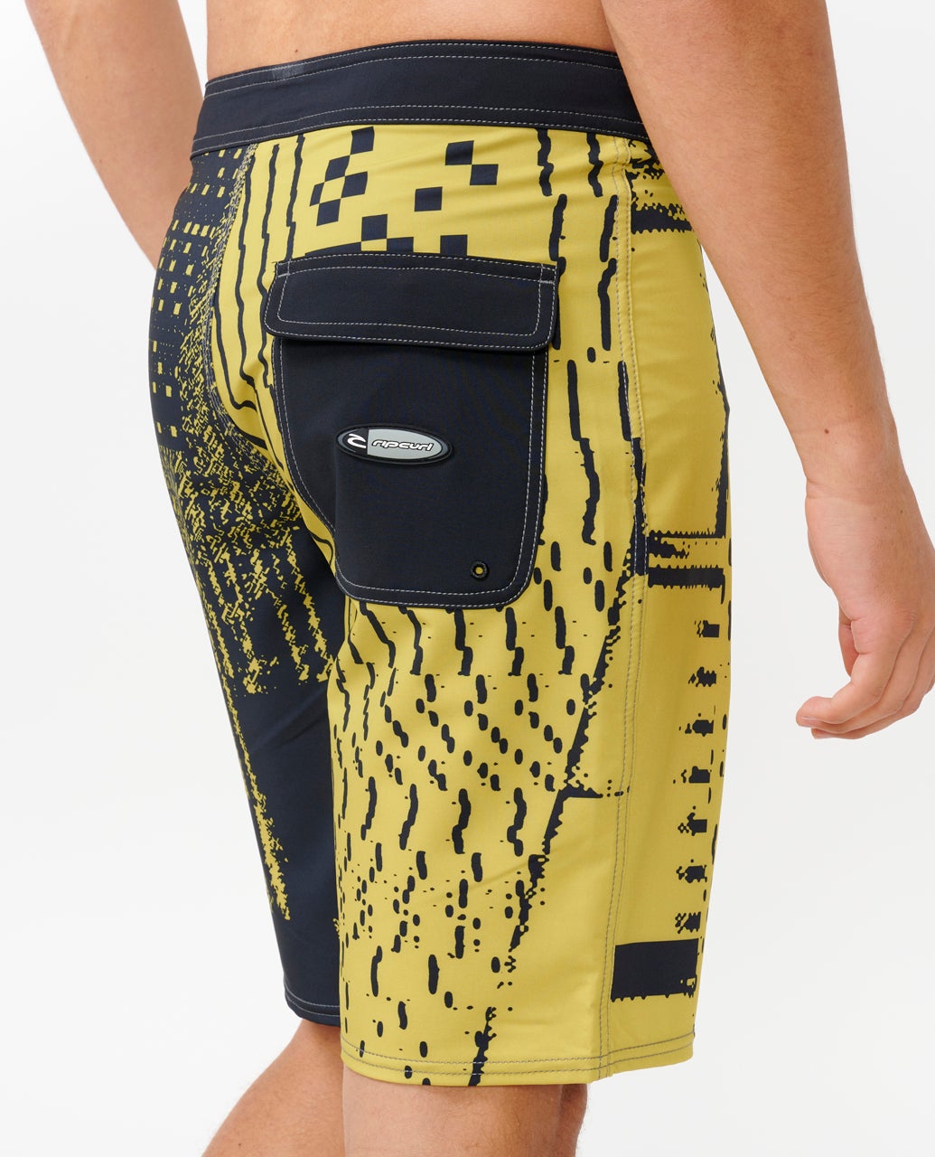 09UMBO_9652_5_1759125054000