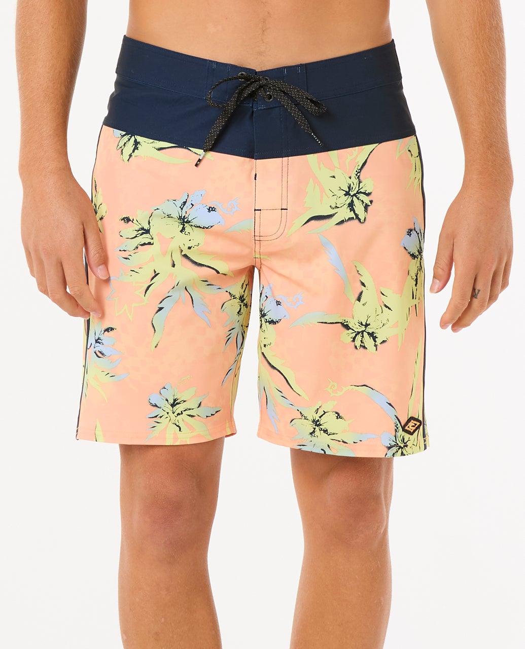 0AZMBO_2214_1_1759126226000