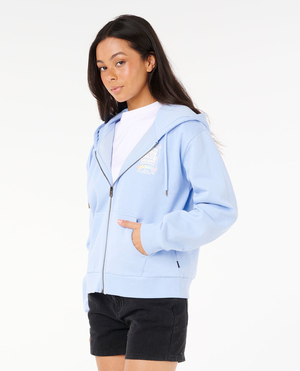 0B6WFL_2368_2_1759126400000