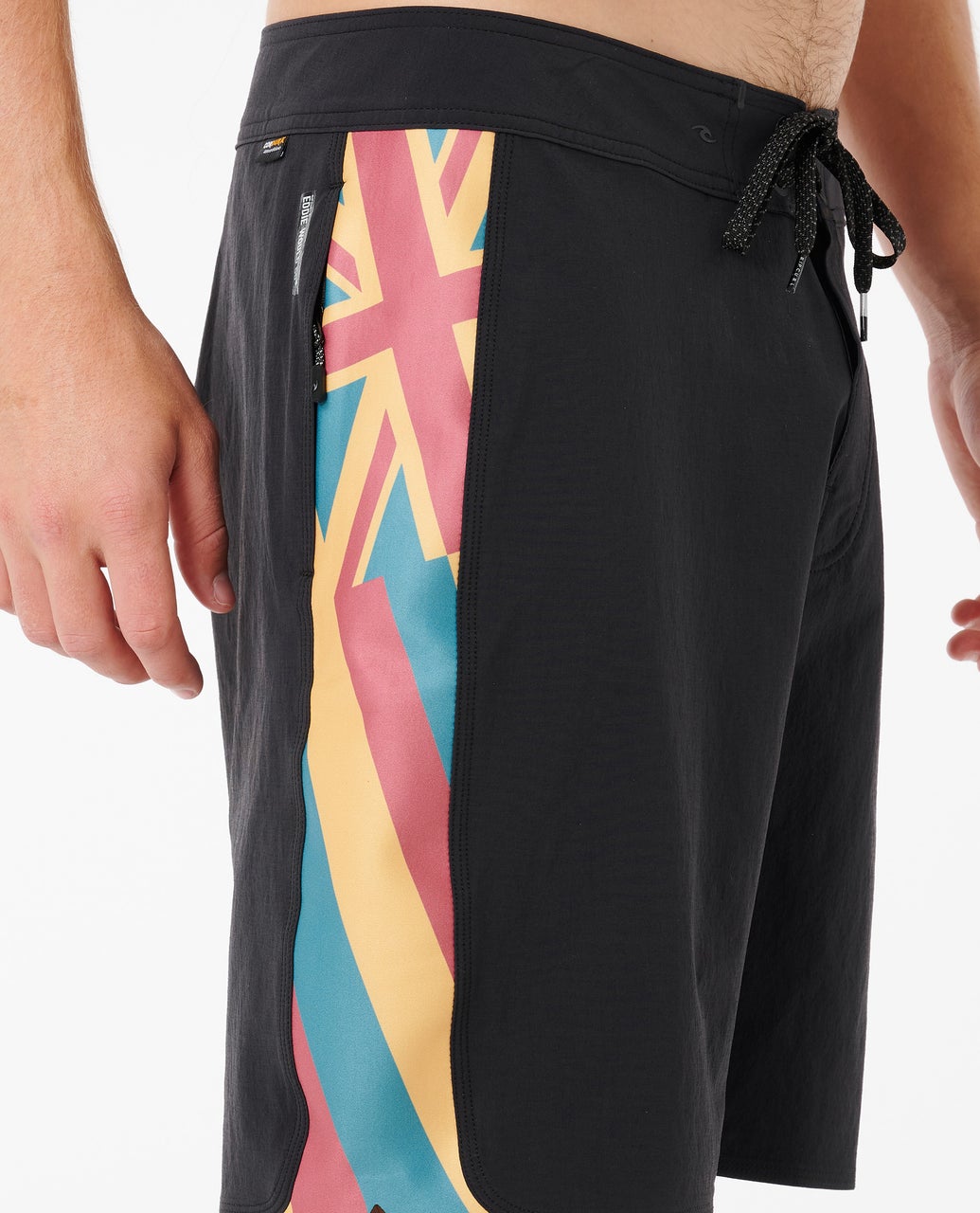 0DXMBO_2068_5_1759128452000