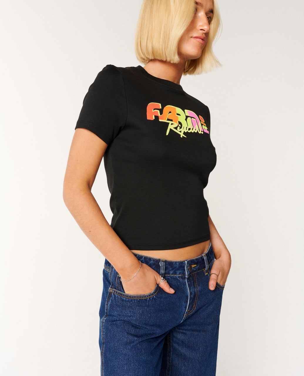 Farm Rio Carioca Fitted Tee – Rip Curl