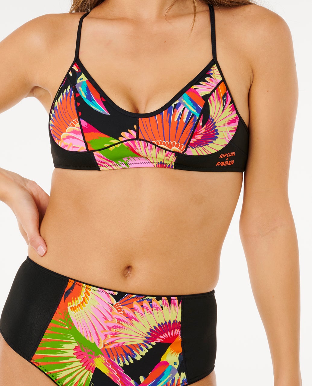 リップカール　ビキニ　セパレート　Rip Curl Bikini Top Farm Rio Mirage Crop – Rip Curl