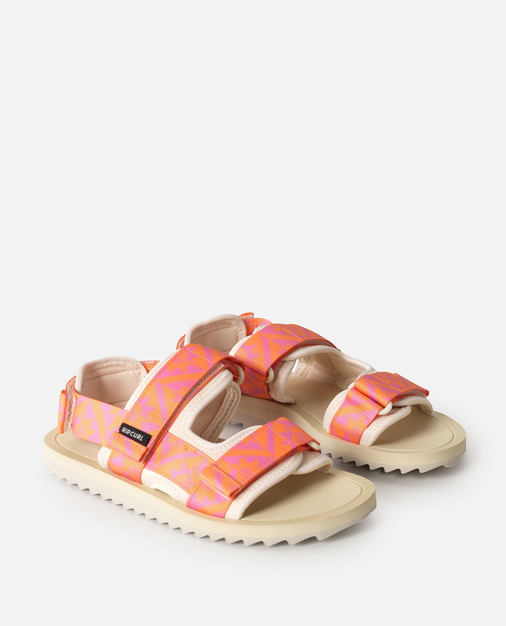 11QGOT_3382_1_1759135658000