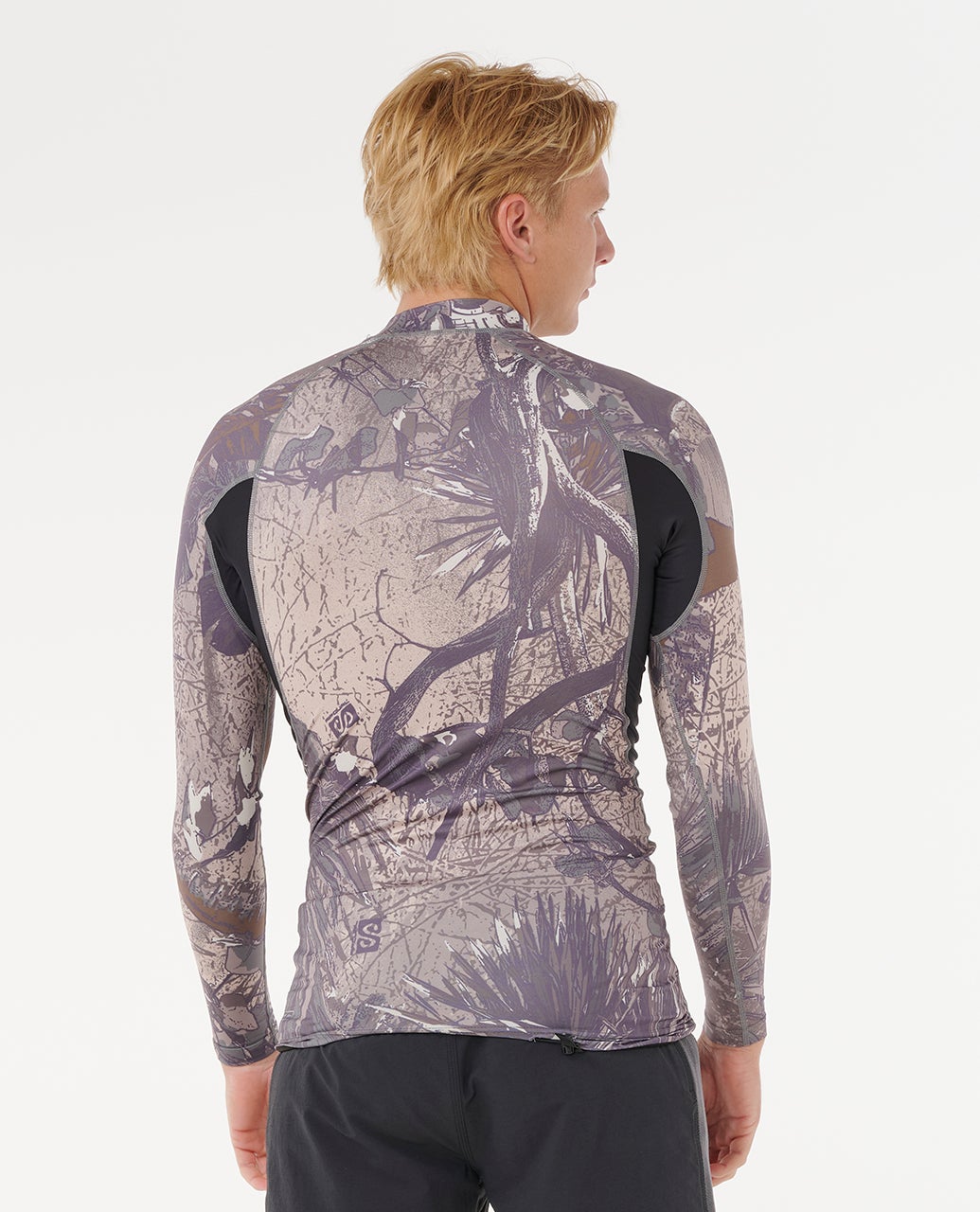 16JMRV_2363_3_1759139271000