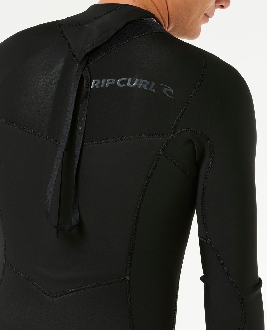 Traje Rip Curl Dawn Patrol Back Zip 3/2 Negro, detalle de cierre trasero