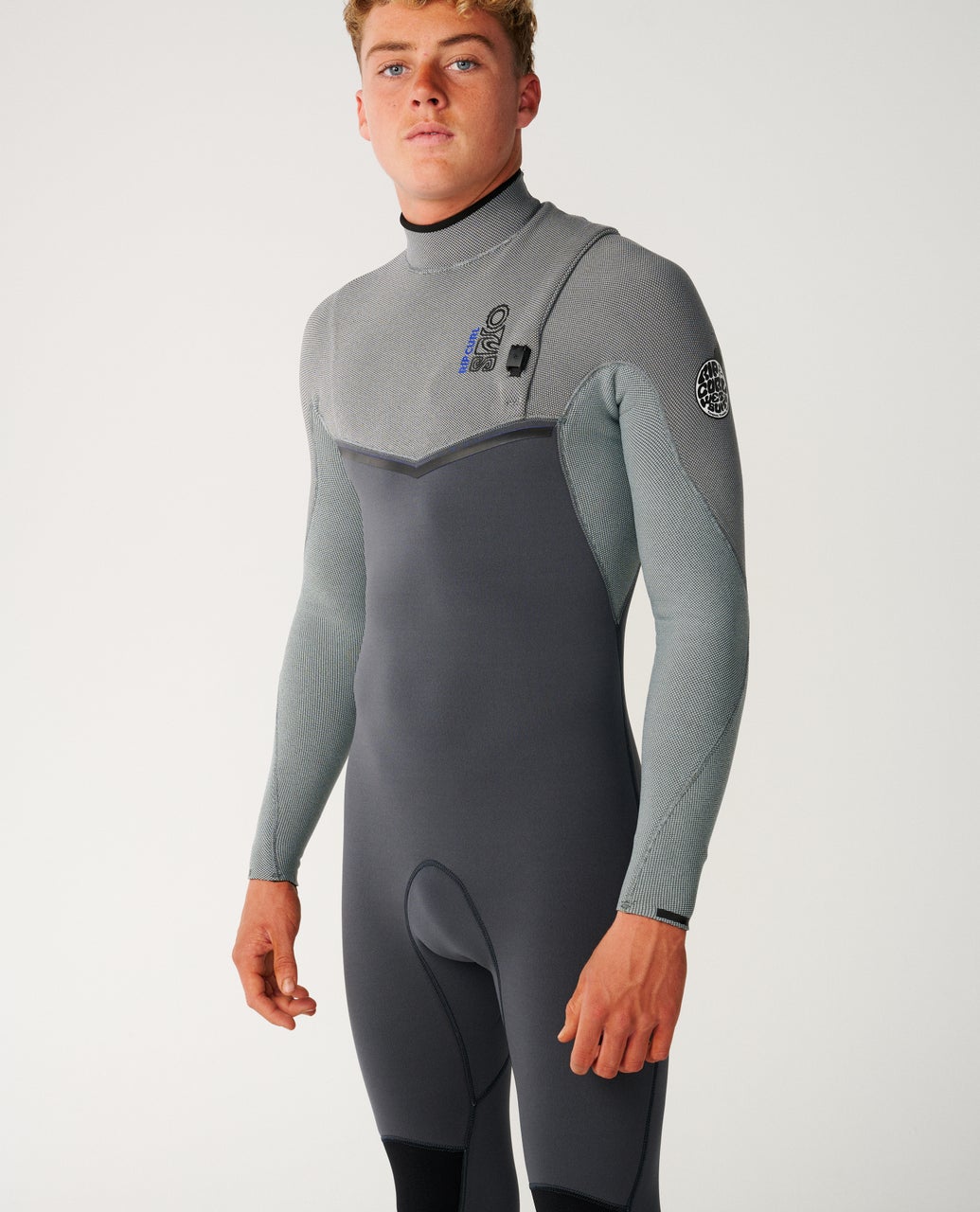 e-Bomb 3.2 フルスーツ グレーリップカール E-Bomb 3/2 Zip Free Wetsuit – Rip Curl