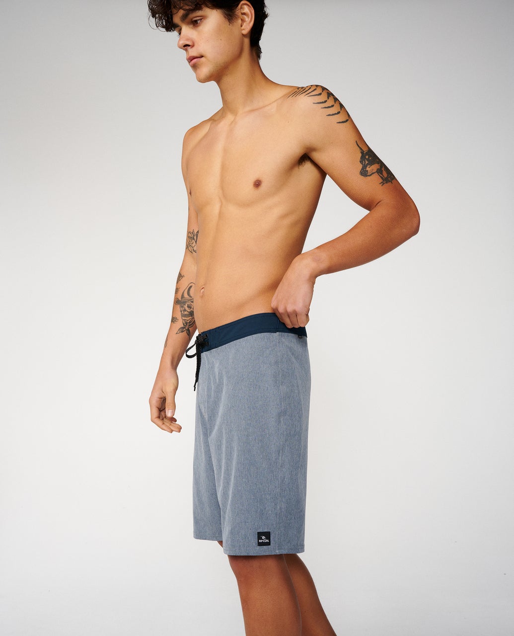 【新品♪】RIPCURL 起毛保温ショートジョンインナーXS 新品♪】RIP CURL 起毛保温ショートジョンインナーXS COREシリーズ
