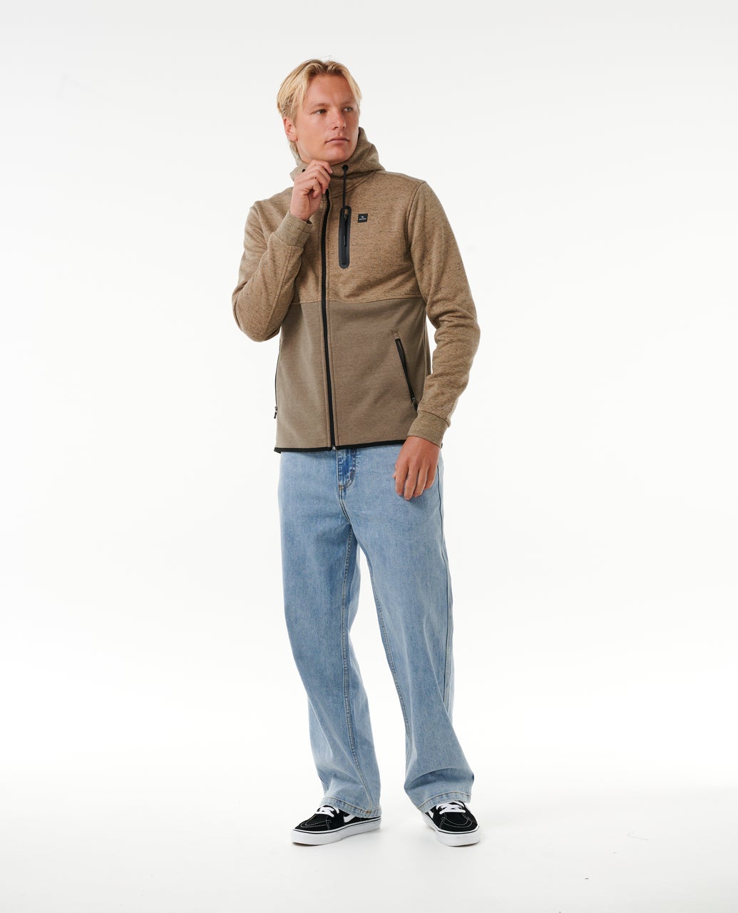 CFEDB9_2137_4_1759151872000