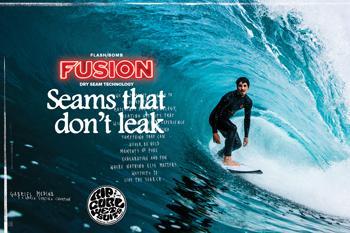 Gabriel Medina surfing in the Flashbomb Fusion Wetsuit