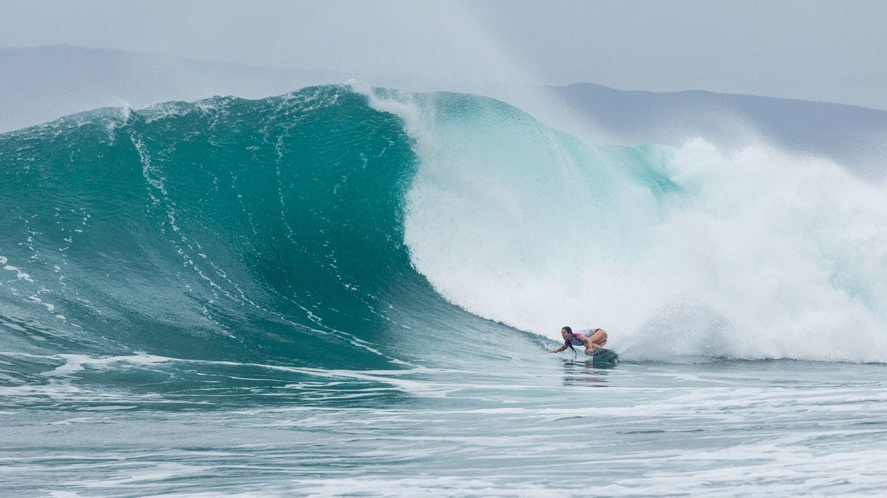 Tyler Wright Action Maui Pro