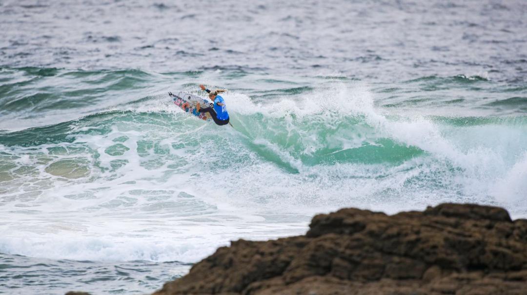 Alys Barton’s Favorite Rip Curl Wetsuit for Winter