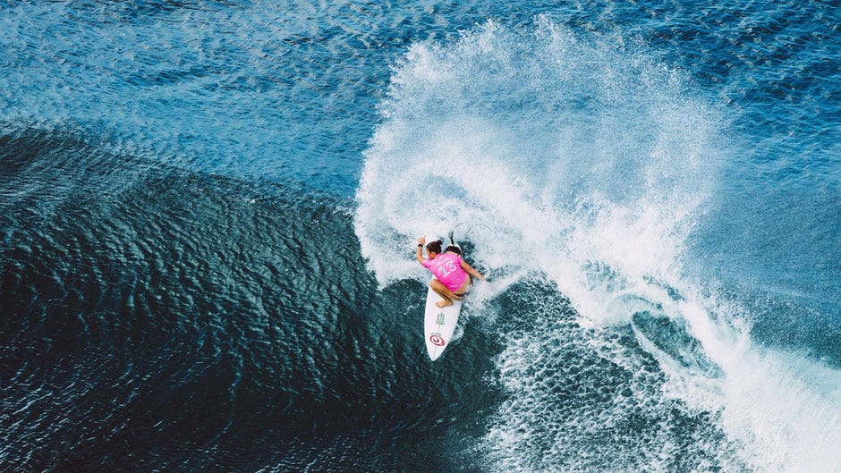 Tyler Wright surfing in the Maui Pro