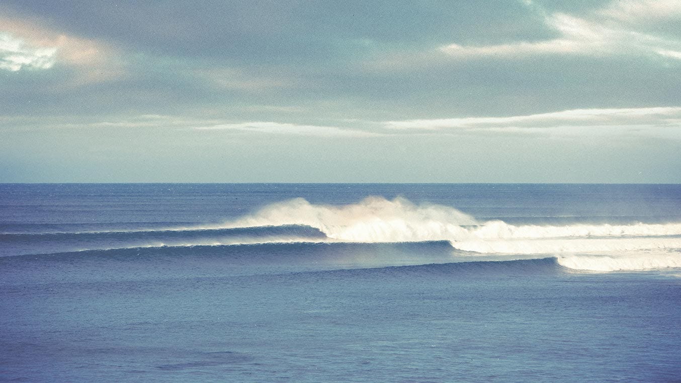 Image of the famous Bells Beach, Victoria