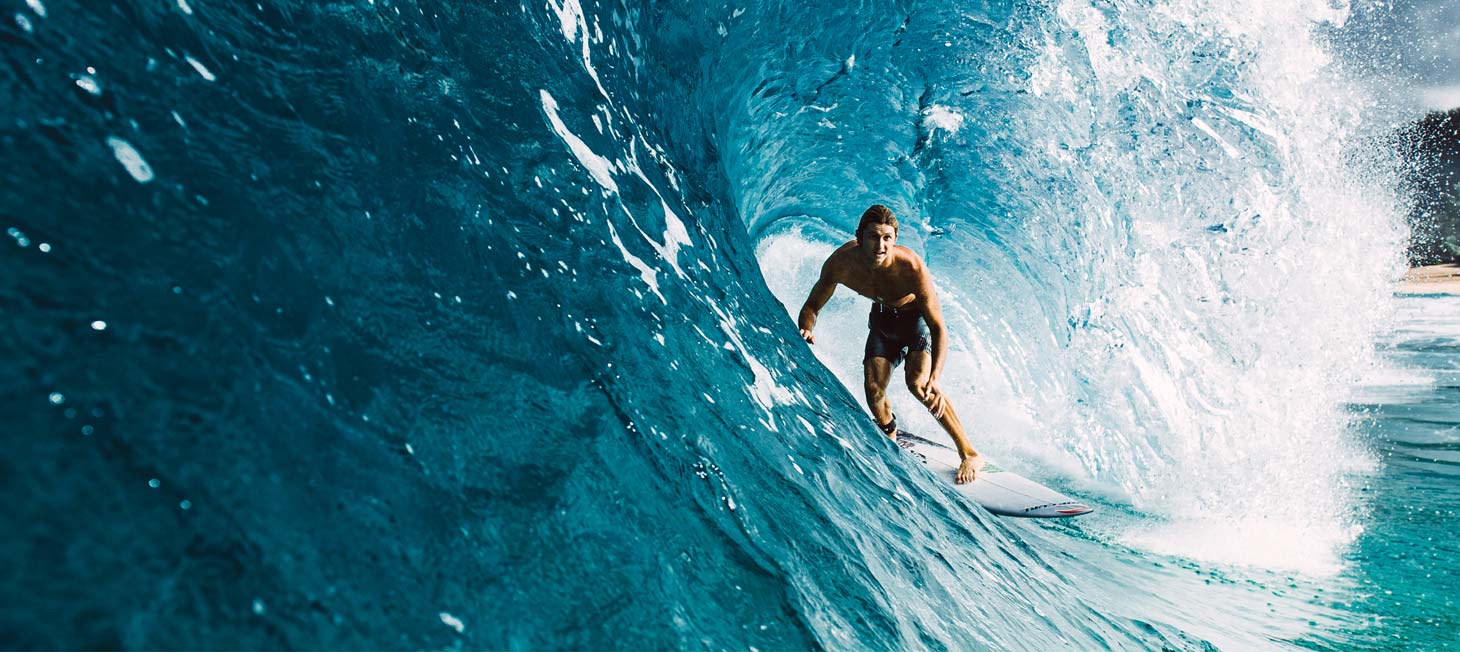 Crosby Colapinto getting barrelled in Hawaii