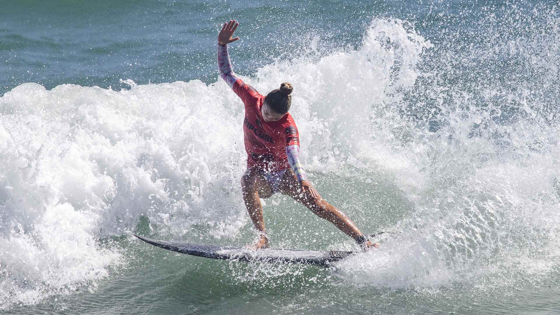 Vaihiti Inso surfing in her GromSearch heat