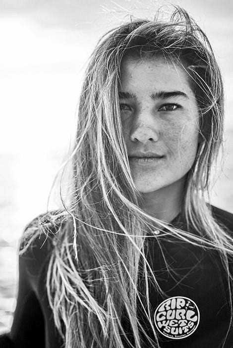 Brisa Hennessy In Rip Curl Wetsuit