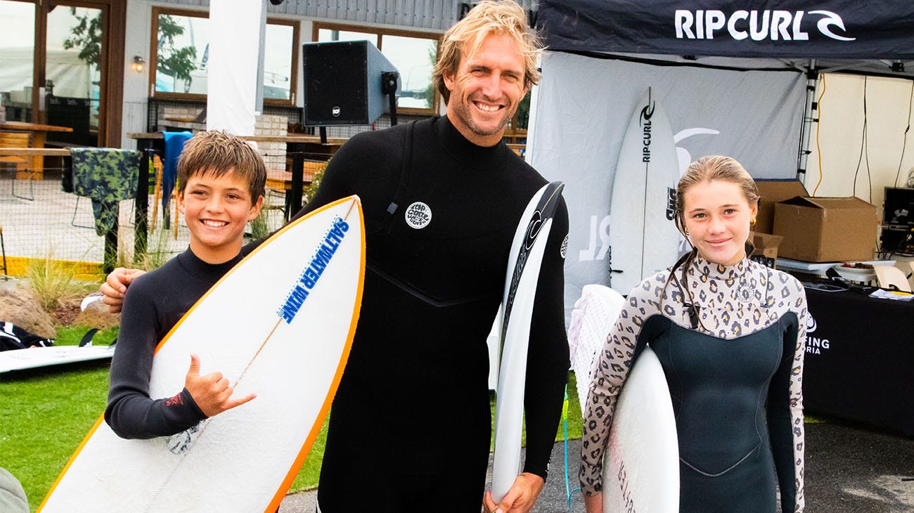 Owen Wright with Groms at Urbn Surf