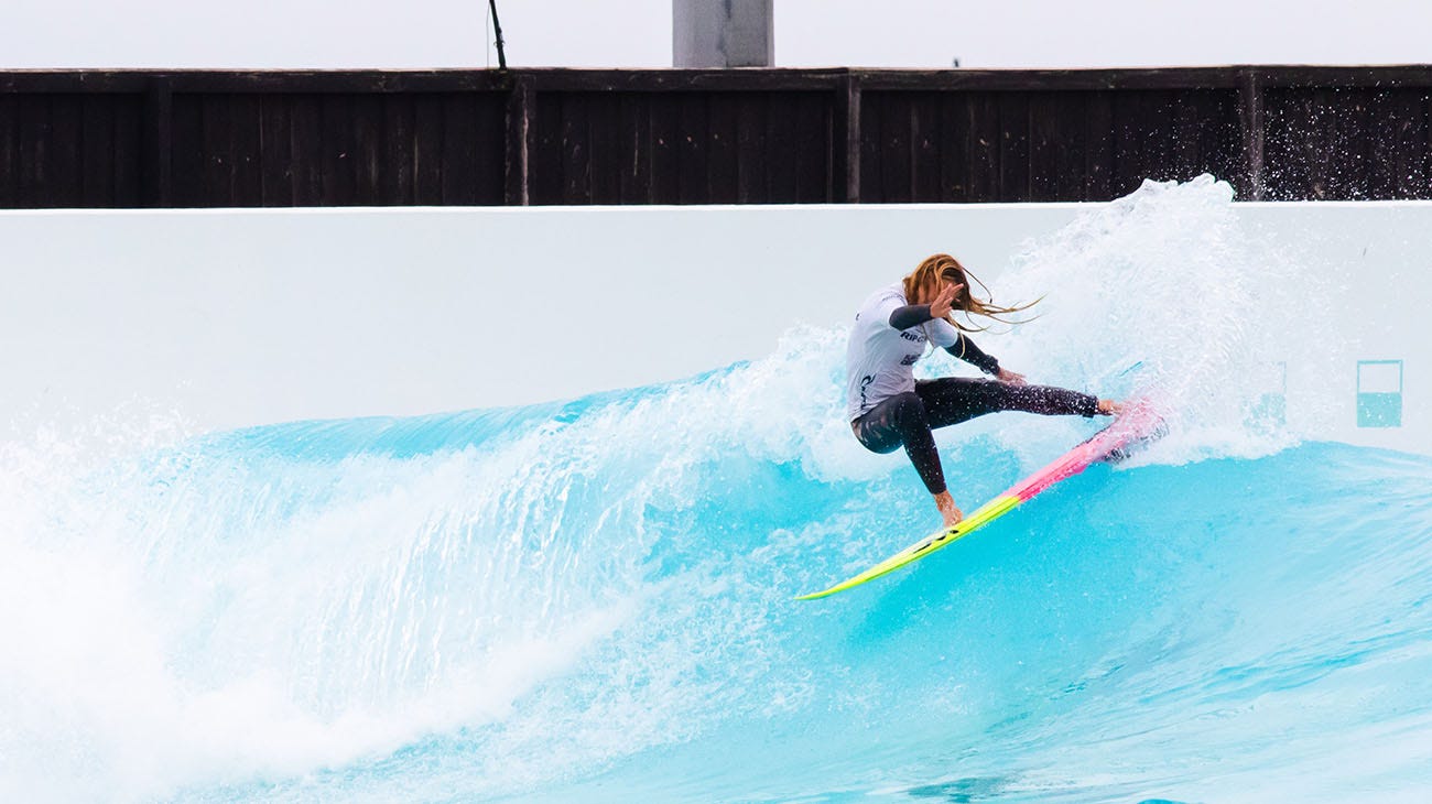 Lucy Darragh surfing at Urbn Surf