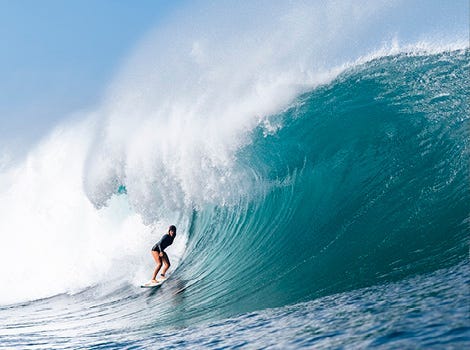 Bethany Hamilton Surfing Pipeline