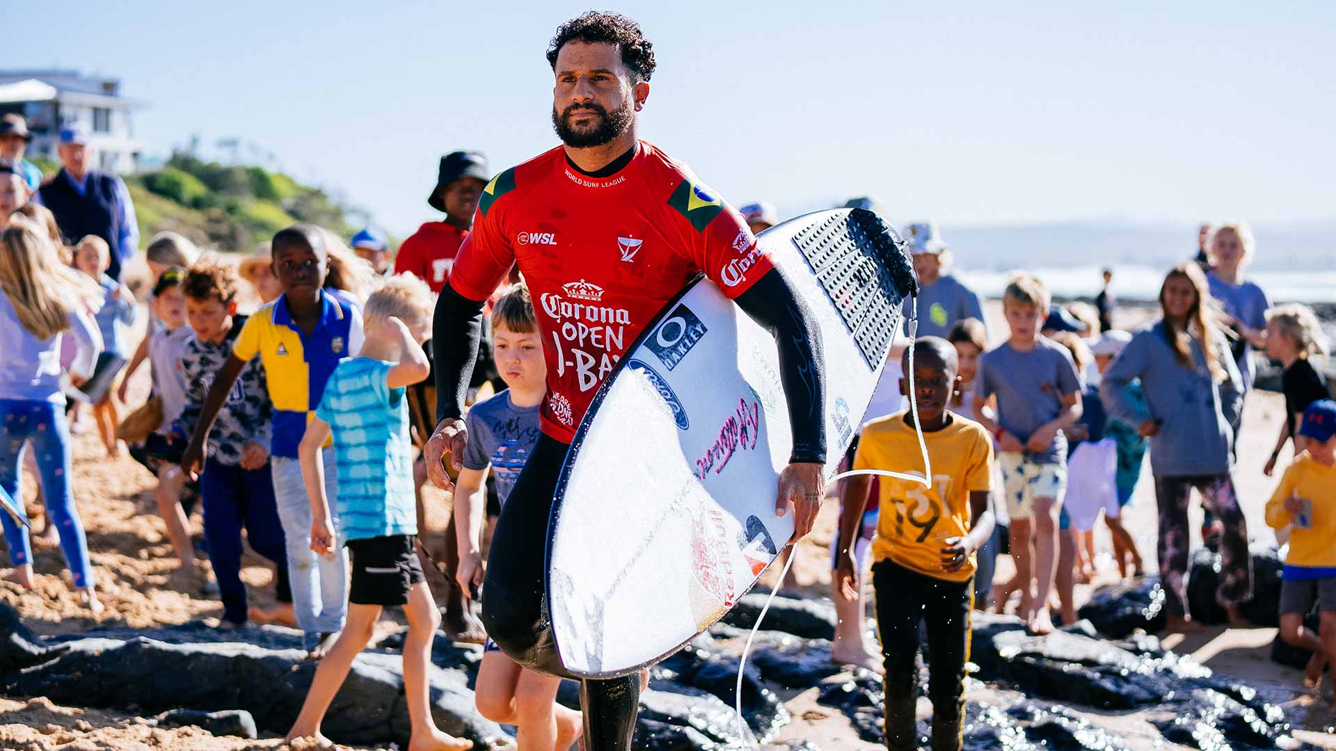 Italo Ferrara surfing in his heat